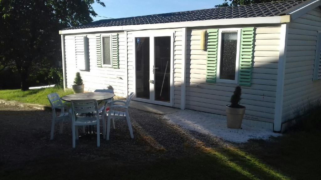 Au Repos De La Blaise Guest House Eksteriør bilde